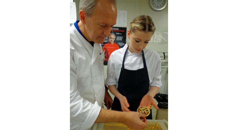  Le Kübiskernöl est à la Styrie ce que l’huile d’olive est à la Provence. Retrouvailles gastronomiques. Les truffes à l’honneur au Festival de Rheingau.