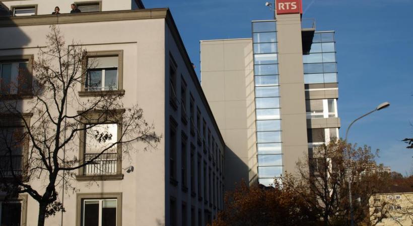  Une histoire de vaisselle sale crée une crise sans précédent à Option musique. DR