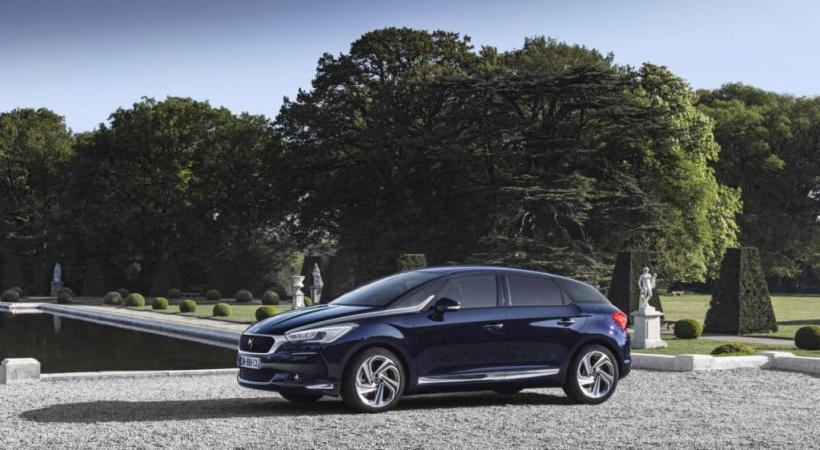 DS 5 HYBRID 4X4 ETG6. dr