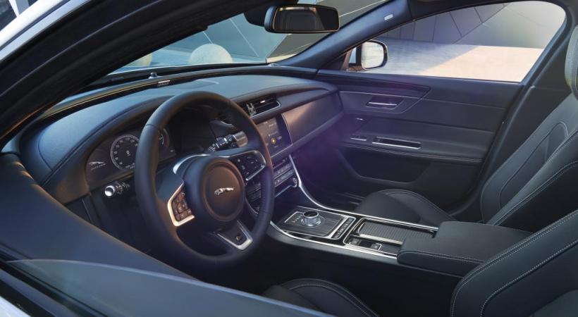  JAGUAR XF 30D