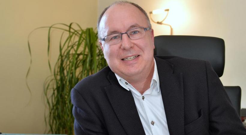  Pierre-Yves Maillard. dr