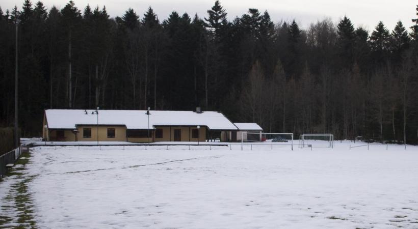  Datant de 1978, le centre sportif n'est pas rénovable. MISSON