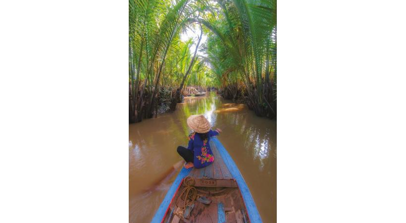 Cambodge. Dans les arroyos du delta. 