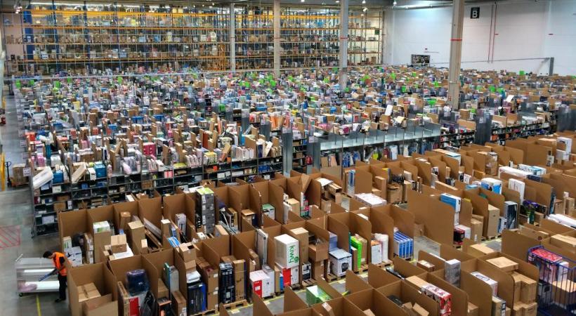 Faut-il s'inquiéter du succès de la nouvelle économie? Ici les ateliers d'Amazon. DR