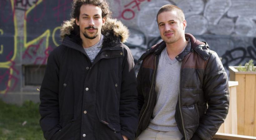 Sevan Fritsch et Florent Halm, co-fondateurs de la plateforme eeZee.ch, près de leur atelier à Sévelin 36. MISSON
