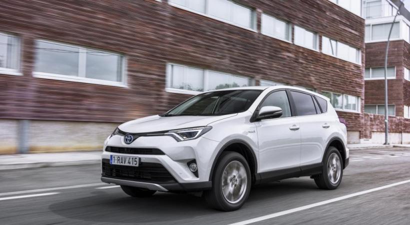 Le Toyota RAV4 hybride. DR