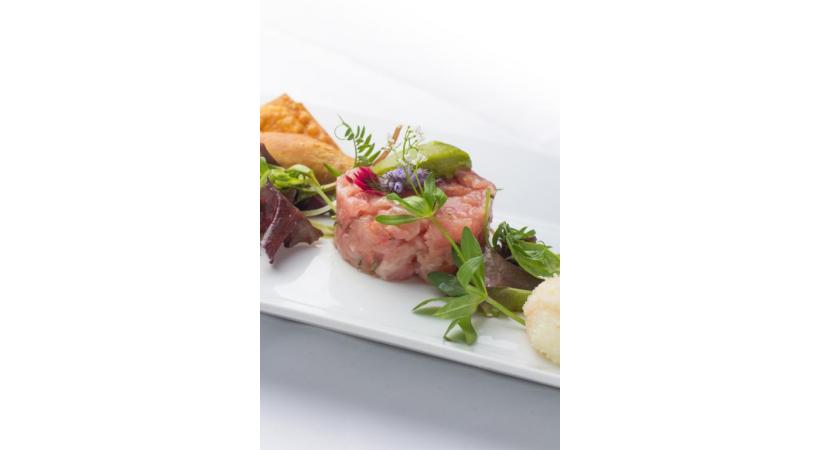  Tartare de veau au citron et pistaches - ISTOCK/BRANDLMICHAELA