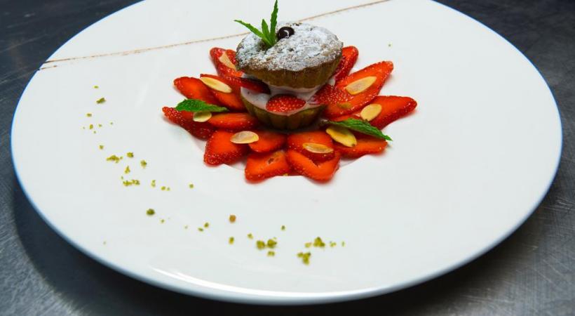La fraise vaudoise et son financier pistache
