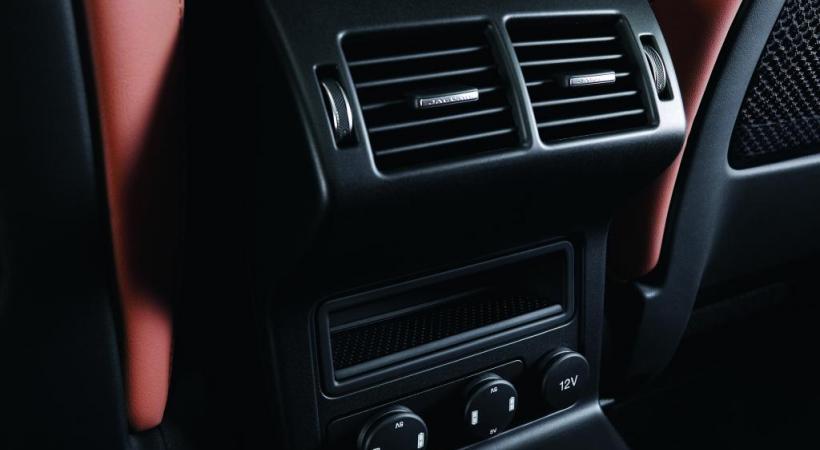  JAGUAR F-PACE PORTFOLIO 3.0D AWD