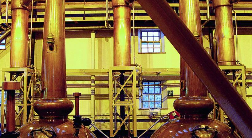 La plupart des distilleries sont ouvertes aux visiteurs et aux dégustations. 