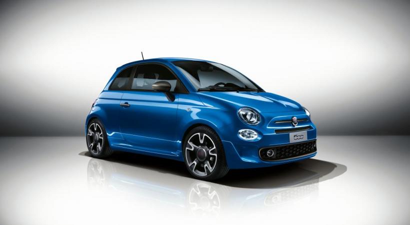  FIAT 500 C S • Les retouches stylistiques ne modifient que très peu sa silhouette. Toujours aussi craquante, la Fiat 500 s’adapte.