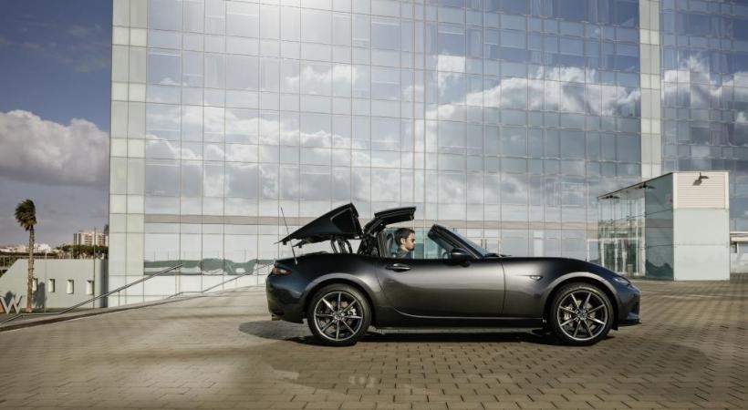 MAZDA MX-5 