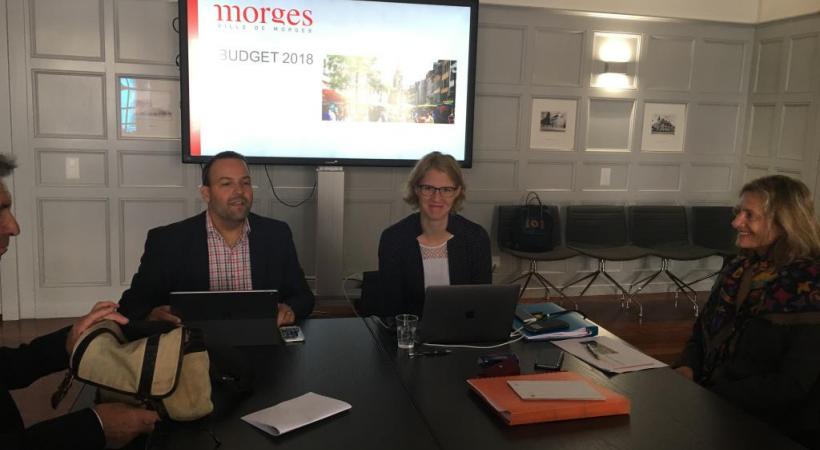 Le syndic Vincent Jaques, et la municipale en charge des finances Mélanie Wyss. ca 