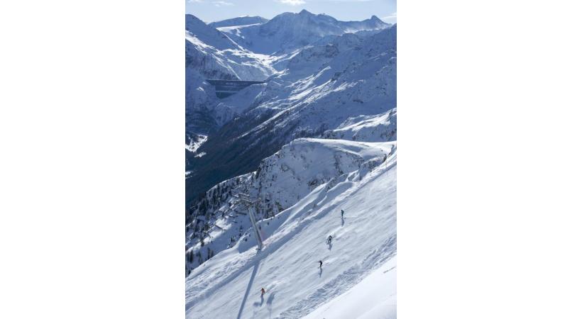 Le ski resort à 2000 m permet de faire du ski in/out de manière idéale. 