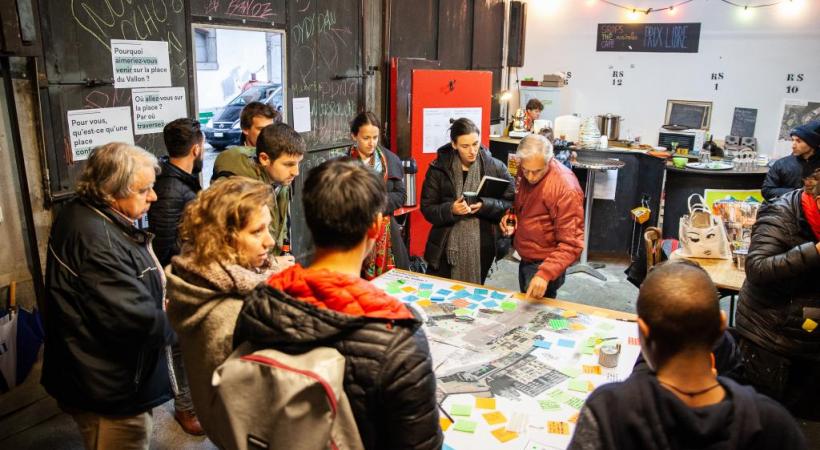 Lors d’une récente rencontre publique, les habitants du quartier ont pu débattre. MISSON