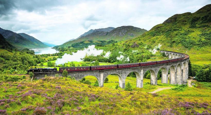 Le célèbre viaduc Glenfinnan, popularisé par Harry Potter.