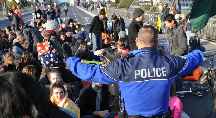 Les militants du groupe «Extinction Rebellion» ont bloqué à plusieurs reprises des artères lausannoises de manière non violente. VERISSIMO