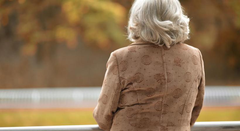 Anna est en colère contre les services de la Croix-Rouge vaudoise. 123 RF