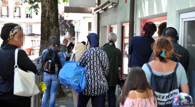 Caritas et le Centre social protestant ont versé plus d’un million de francs aux démunis.
