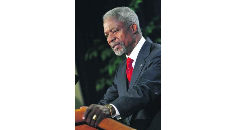 Depuis de nombreuses années, Kofi Annan met toute son énergie à promouvoir la paix. 