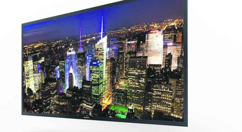 OLED passe en grand format