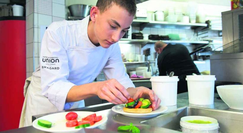 Samuel Menoud est apprenti de 2e année au restaurant Le Cinq à Lausanne.