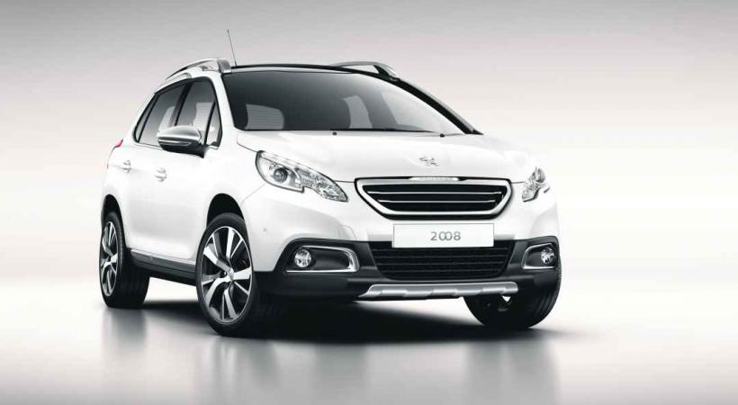 PEUGEOT 2008 • La mode, toujours la mode: les crossover compacts tiennent le haut du pavé, Peugeot l’a compris.