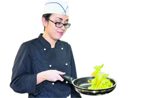 Joana De Pinho Gomes, apprentie au Buffet de la Gare